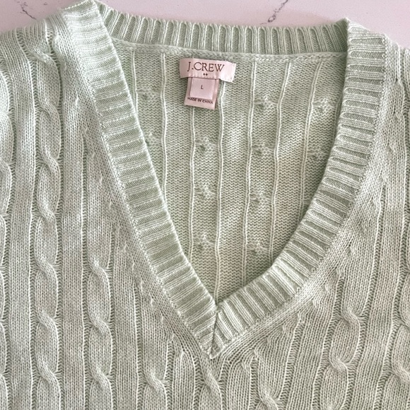 J Crew Mint Green Cable Knit Sweater Marino wool blend size L - Picture 2 of 4